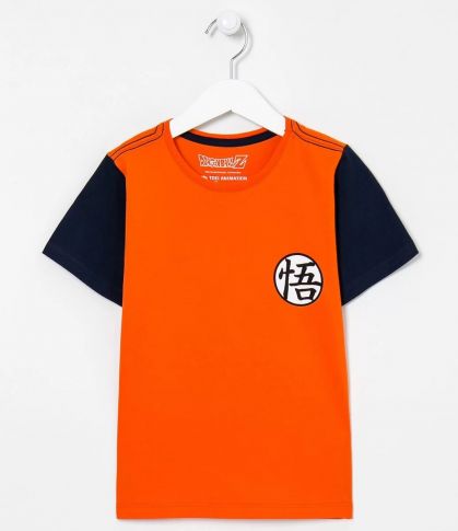 Imagem: Camiseta laranja com preto infantil com símbolo da roupa do Goku.