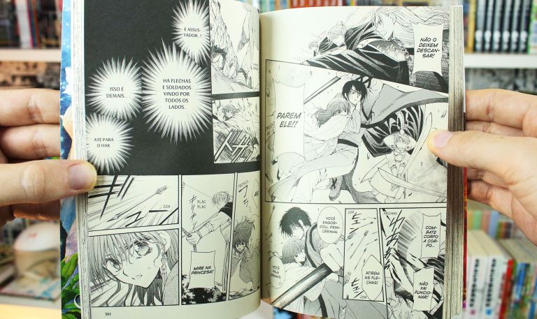 imagem: foto das páginas de história do mangá Yona